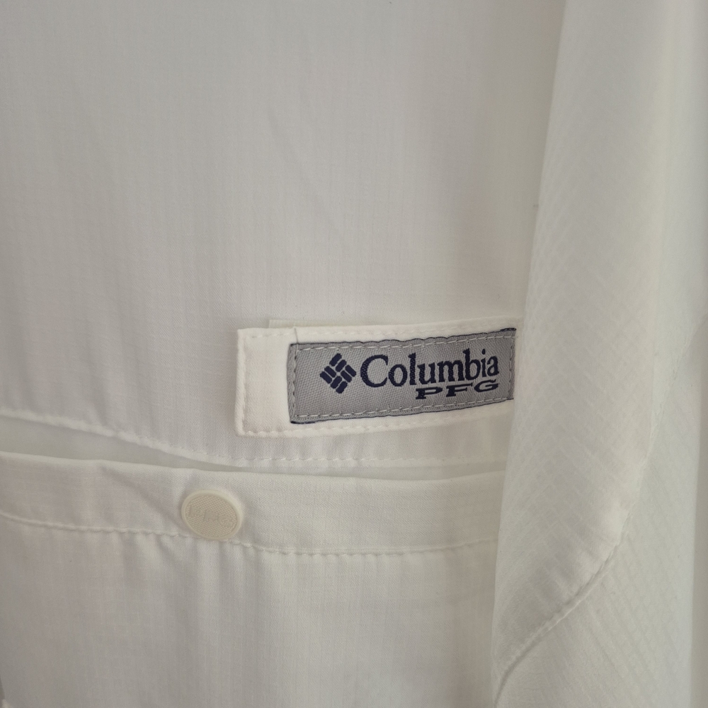 Columbia Men's White Short-Sleeve Button-Down Performance Shirt - Picture 3 of 4